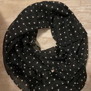 Infinity scarf lightweight